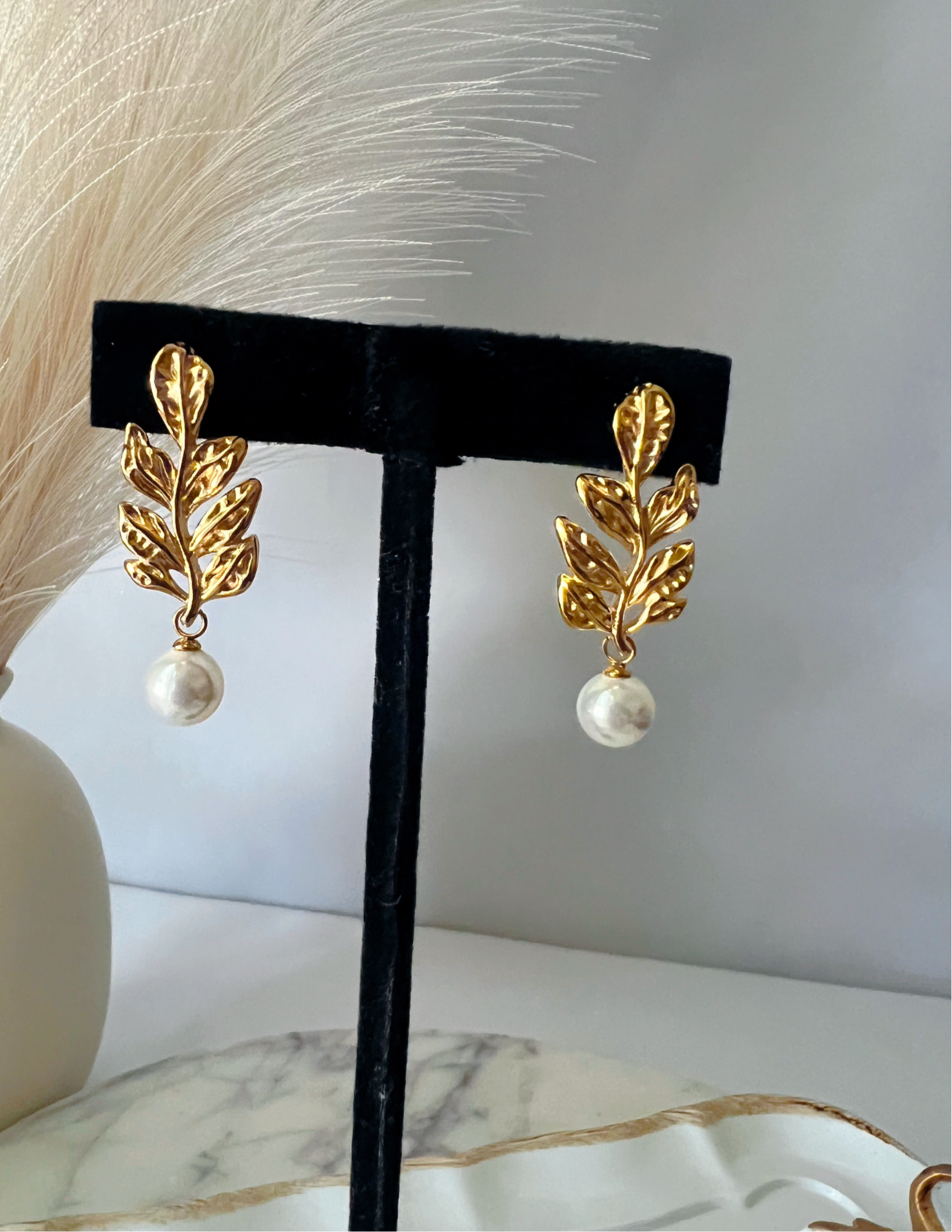 Salma Pearl Leaf Earrings